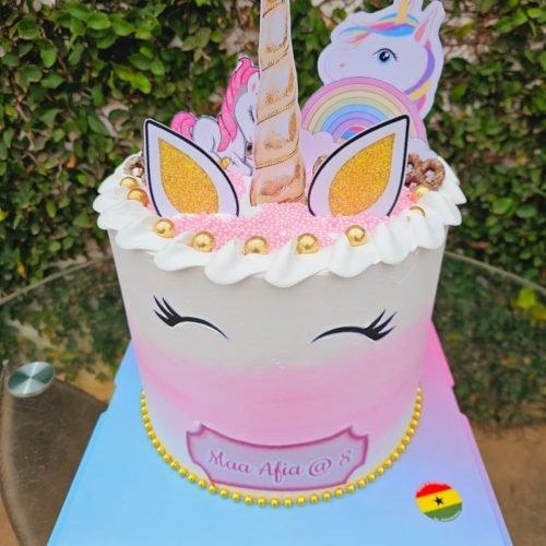10 inches Unicorn Cake